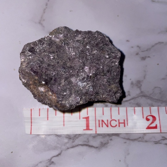 Lepidolite- Rough stone - Picture 3 of 4